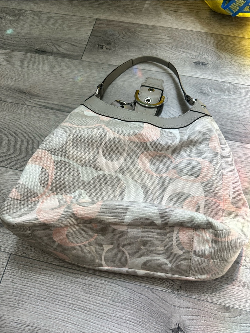 Coach Purse - Picture 7 of 8